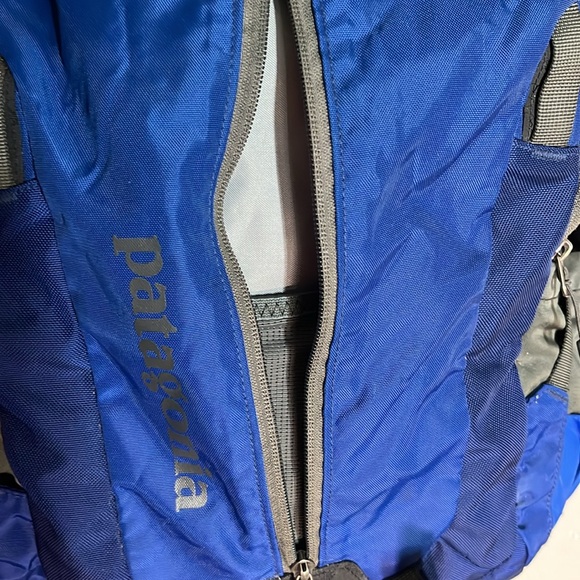 Patagonia Refugio 28L Pack Backpack Blue
Padded Hiking Outdoors Laptop - Picture 7 of 16